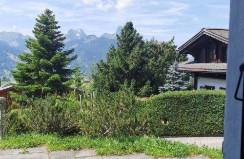 Schoenried Apartment | Les Hivernants (EG links) Appartement/Fewo, Dusche oder Bad, WC, 1 Schlafraum by Interhome
