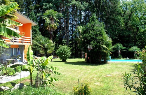 Negrentino Apartment | Lovely apartment for 4 people with WIFI, pool, TV, patio, pets allowed and panoramic view