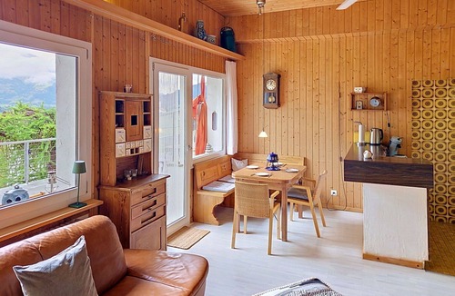 Sagogn Apartment | Lovely apartment for 4 people with WIFI, TV, terrace, pets allowed and panoramic view