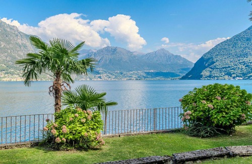 Claino Con Osteno Apartment | Lovely apartment for 6 people with WIFI, TV and terrace