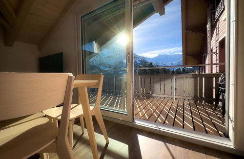 Adelboden Apartment | Lovely apartment for 6 people with WIFI, TV and balcony