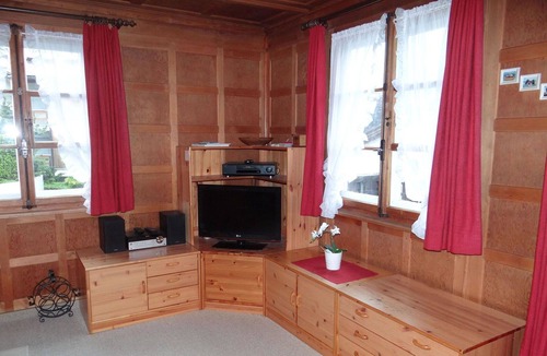 Engelberg Apartment | Lovely apartment for 4 people with WIFI, TV, balcony and parking