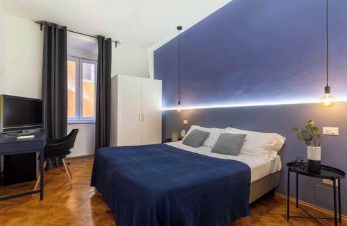 Trieste City Centre Apartment | Lovely Guest-room★Private bathroom★Free Wifi