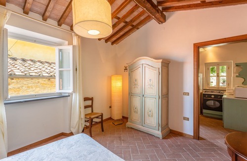 Villabuona Villa | Lovely apartment in villa for 4 people with pool, WIFI, TV, patio and pets allowed, close to Lucca