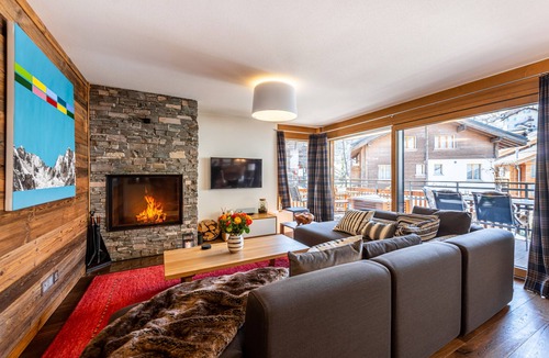 Zermatt Apartment | Luxurious Chalet Petit - matterhorn views, central location, outdoor hot tub