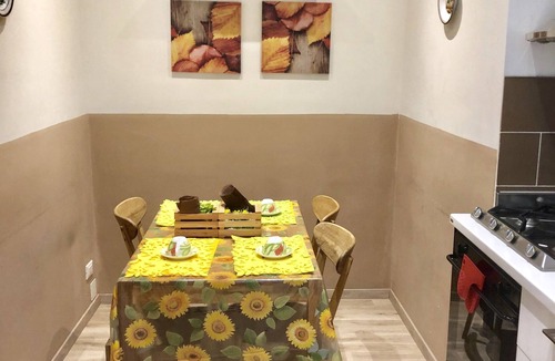 Barriera Vecchia-San Giacomo Apartment | Luxury apartment in a pedestrian area. Cinema theaters and a corner of history.