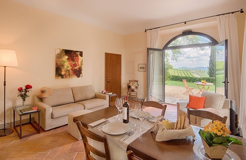 Panzano in Chianti Apartment | Luxury Chianti with 2 Bedrooms in Panzano Chianti
