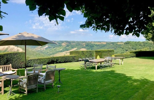 Castiglione in Teverina House | Luxury Villa w/Spa, Pools & Winery - Tuscany Border
