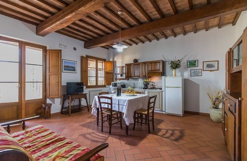 Casamaggiore Apartment | Madone 3, apartment in agriturismo. Pool, WiFi, tennis