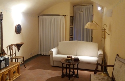 San Niccolo House | Michelangelo's retreat, a small residence on the ground floor of a