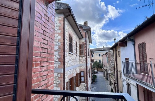 San Gemini Apartment | Modern 3 Bedroom Apartment in the Heart of San Gemini