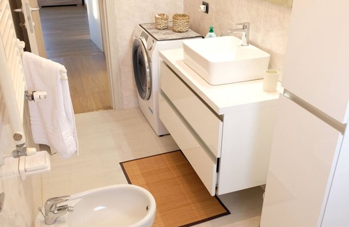 Bollate Apartment | Modern and Elegant: just minutes from Rho Fiera and Milan