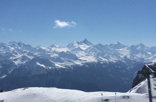Crans-Montana Apartment | Modern apartment with stunning views of the Val d'Anniviers in the Valais