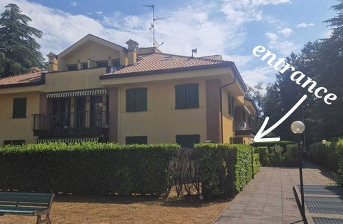 Viggiu Apartment | Modern Flat 1 near the Swiss Border in Viggiù