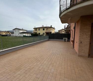 Petrignano Apartment | Modern flat near Assisi 2 minutes from airport !