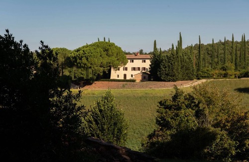 Siena Villa | My Exclusive Italy - Villa Essence of Tuscany with Pool, Garden, Siena View