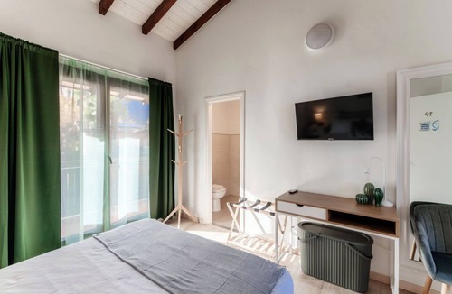 Ascona Hotel | Near the lake and the center (FLORIDA ASCONA Room 19)