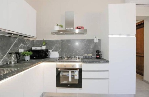 Santa Maria del Giudice House | NEW VILLA Jacuzzi WIFI BBQ parking + RoomCinemaGame