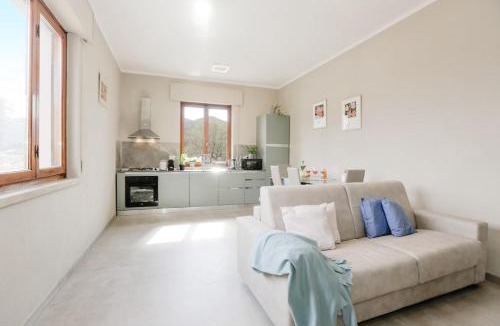 Santa Maria del Giudice Villa | NEW VILLA Jacuzzi WIFI BBQ parking GameCinema ROOM