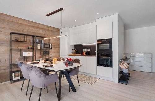 Montana Apartment | Nice apartment for 4 guests with WIFI, TV, terrace and panoramic view