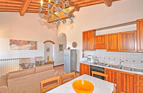 San Gimignano Apartment | Nice apartment for 4 people with A/C, WIFI, pool, TV, terrace and panoramic view