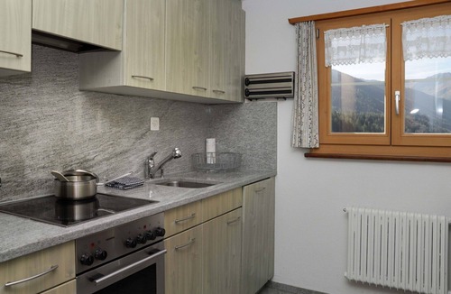 Frauenkirch Apartment | Nice apartment for 3 people with WIFI, TV, terrace and panoramic view