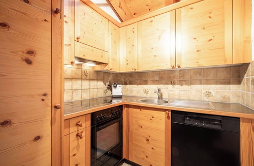 Falera Apartment | Nice apartment for 4 people with WIFI, TV, balcony and panoramic view
