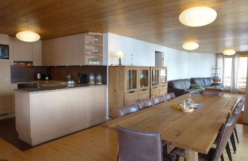 Murren Apartment | Nice apartment for 5 people with WIFI, TV and balcony