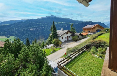 Ruschein Apartment | Nice apartment for 5 people with WIFI, TV and terrace