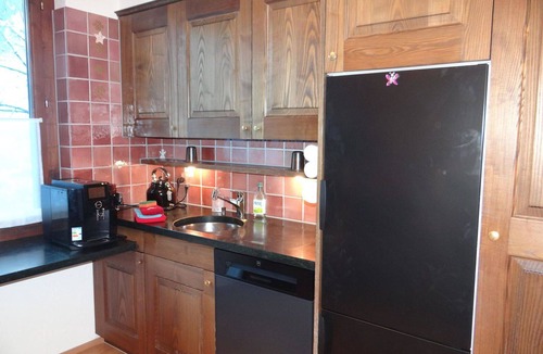 Engelberg Apartment | Nice apartment for 4 guests with WIFI, pool, TV and balcony