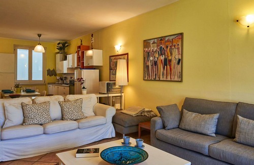 Valsolda Apartment | Nice apartment for 4 guests with WIFI, pool, TV, terrace and pets allowed
