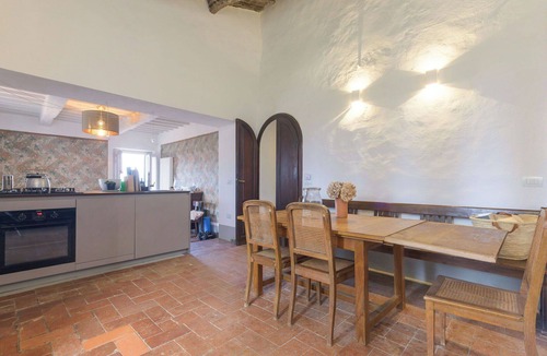 Scansano House | Nice apartment in villa for 8 guests with WIFI, TV, terrace, pets allowed and panoramic view