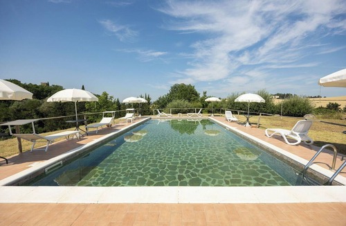 Lidarno House | Nice apartment in villa with pool, A/C, WIFI, TV, patio, pets allowed and panoramic view