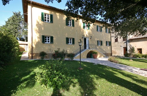 Volterra Apartment | Nice apartment with pool, WIFI, TV, pets allowed and panoramic view, close to San Gimignano