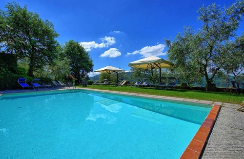 Greve in Chianti Apartment | Nice lodging in a Chianti villa,Pool, Terrace for al fresco dining with Wi-Fi,2p