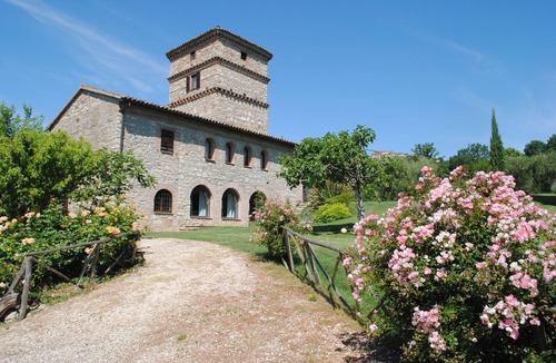 Monte Castello di Vibio Villa | Old stone farmhouse with tower and private swimming pool, in the countryside