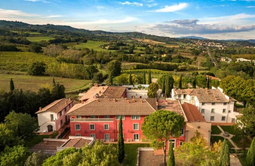 Rignano sull'Arno Villa | Olivo Stylish Apartment, elegant 80 sqm flat with double bedroom and private bathroom, living ro.