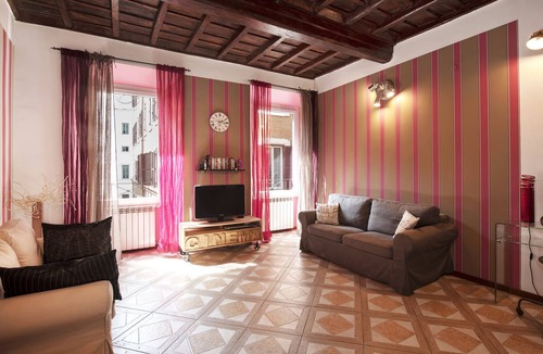 Roman Ghetto Apartment | Orchid Apartment - charming apartment in the center of Rome