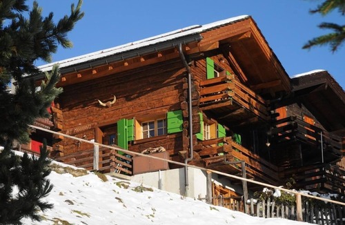 Saint-Luc Ski Chalet | Outside: chalet for max. 5 people in the center of the old village with direct and easy access, balc