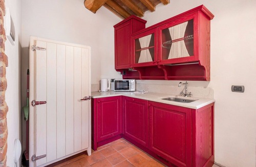 Poggibonsi Apartment | Pagliaia Apt. with ac near Siena