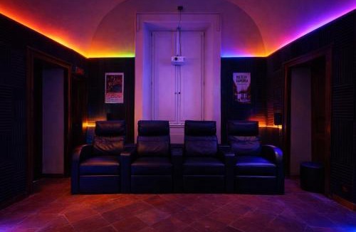 Arienzo Apartment | Palazzo Troisi Historic Apartment - Home Cinema