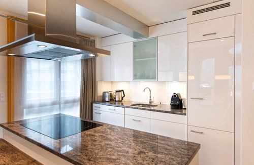 Arosa Apartment | Panoramablick Appartement/Fewo, Bad, WC, 6-Bettwohnung by Interhome