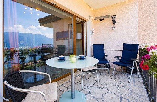 Villaggio Belmonte Apartment | Parco Belmonte: Vista Fantastica by Lago Reisen