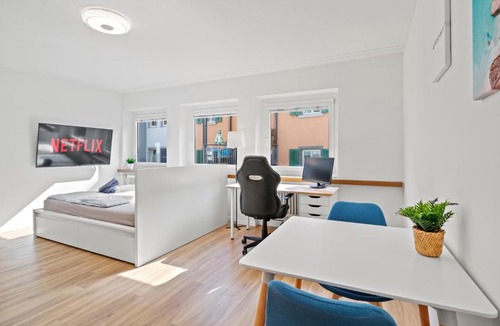 Winterthur Apartment | Pearlstay - City Center Twin Bed Workplace Washer