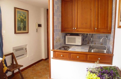 Trastevere Apartment | PENTHOUSE with PANORAMIC PRIVATE ROOF TERRACE, Old Historical centre, Trastevere
