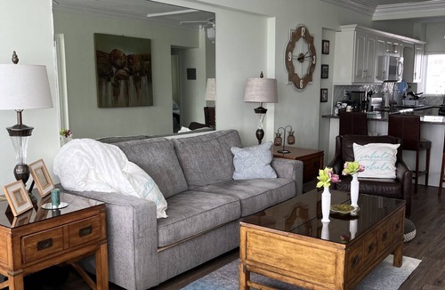 Discovery Bay Condo | Pristine white sand beachfront condo in Freeport, Grand Bahama. New Owners.