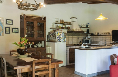 Vetralla House | Private Villa with private pool, hot tub, A/C, WIFI, TV, terrace, pets allowed, panoramic view