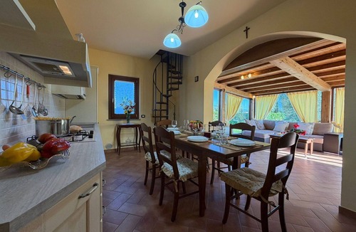 Ferretto Villa | Private Villa with WIFI, A/C, private pool, TV, pets allowed, panoramic view, close to Cortona