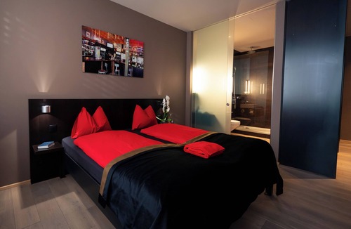 Pfaffikon District Hotel | Quers Inn