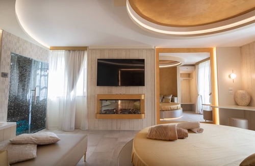 Rivotorto House | Rebecca Suite - Suite with private whirlpool tub and steam room